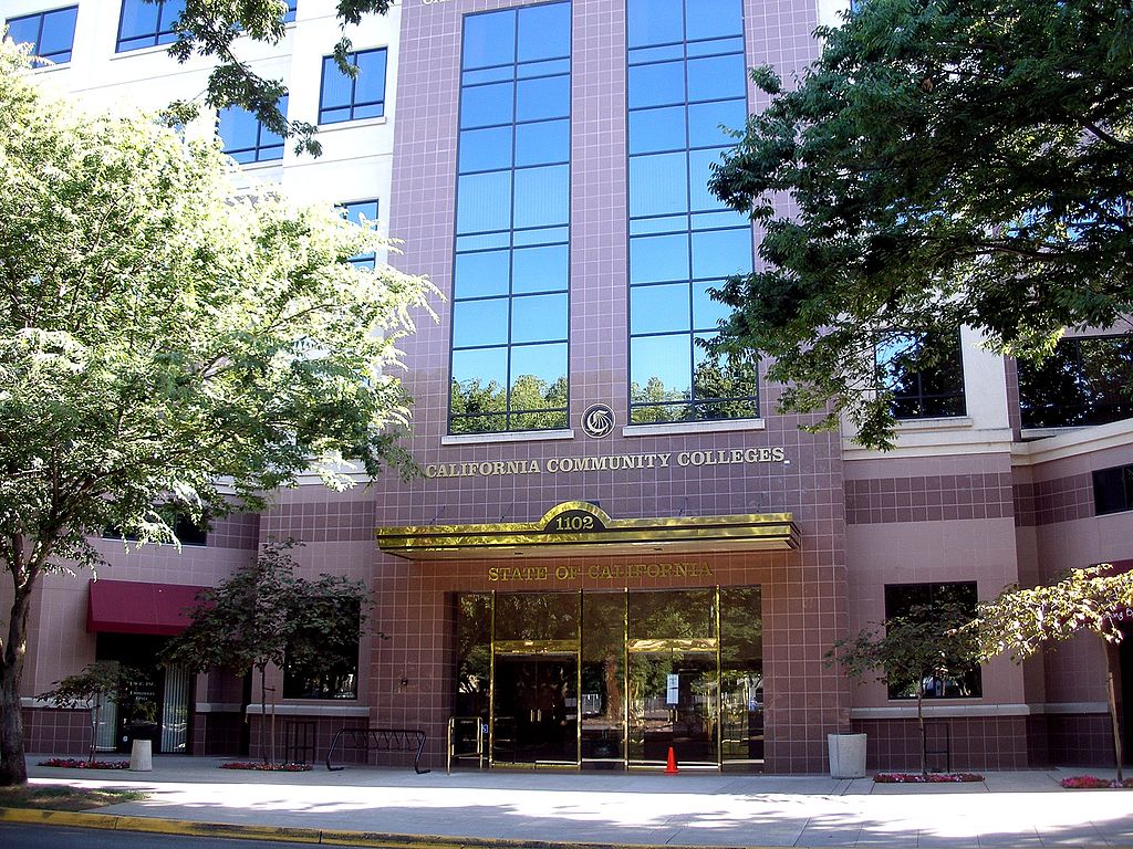 The headquarters of California Community Colleges in downtown Sacramento in 2007. The state’s community college system has over 2.1 million students and claims to be the most diverse higher education system in the U.S. (Photo by Coolcaesar at English Wikipedia licensed under CC BY-SA 3.0.)