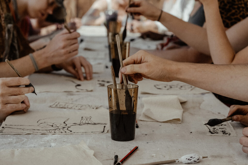 Group gathers at kalamkari workshop. (Photo courtesy of Nikita Shah.)