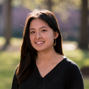 Headshot of delphine liu